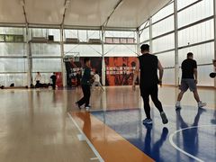 -乐动力闵行体育中心