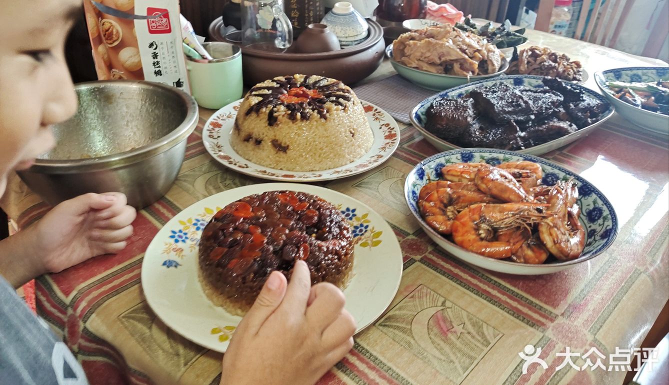 🎊🎉 2024，你好！🌟   年夜饭来了