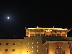 -敦煌山庄摘星阁