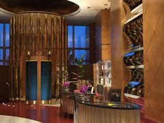 -迪拜帆船酒店海底餐厅