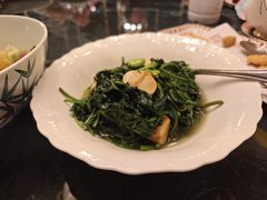 金蒜蚕豆焖番薯叶-惠食佳·朱雀(东方商厦店)