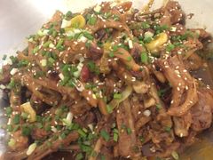 -张大师鸭爪爪特色干锅(南湖店)