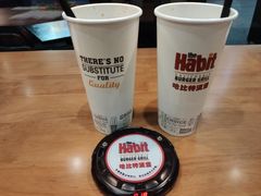 畅饮杯-The Habit Burger Grill 哈比特汉堡(世博店)