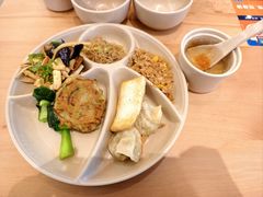 -素满香·全民食养自助(长宁龙之梦店)