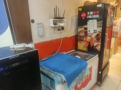 -烫煮风旋转涮吧自助小火锅(洪楼大润发店)