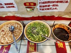 -柳州肥姨妈大骨螺蛳粉(东靖路店)