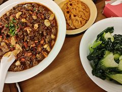 -堂瓦里·33年传统赣菜(第一街区店)