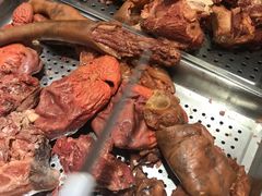 -乔家小院•本地小海鲜•非遗驴肉(万年泉路店)
