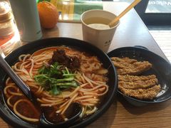 -鑫花溪牛肉米粉(文星广场店)