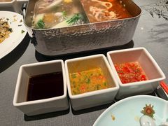 -左庭右院鲜牛肉火锅黑金店(陆家嘴中心店)
