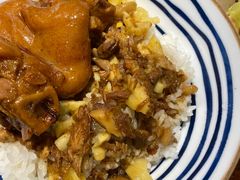 -红猪卤肉饭(大西洋美食城店)