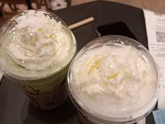 -星巴克(上海虹桥新天地二店)