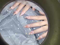 -HEYAN荷妍专业脱毛连锁机构