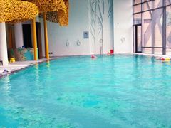 -上海滴水湖皇冠假日酒店