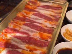 -围炉肉舍•炭烤活鳗•丹东海鲜烤肉(步行街店)