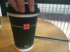 驰名丝袜奶茶-香港鸿记冰室