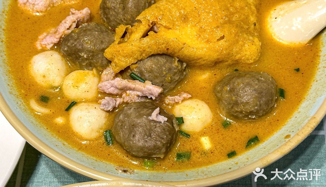 这碗沙茶面🍜在无锡没有对手！汤头太浓郁啦！！