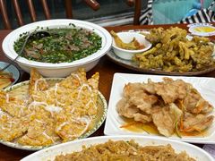 -东北风味思缘食府(对湖路店)