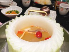 -得意咚瓜·顺德鱼生·冬瓜火锅(深圳首店)