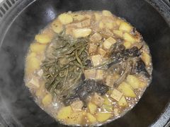-哈尔滨烧烤·山河村铁锅炖(交大店)