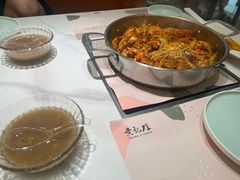 -黄记煌三汁焖锅(新佳丽江汉路店)