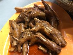 凤爪-长城砂煲田鸡粥