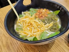 -桂在香知桂林米粉(红博中央公园店)