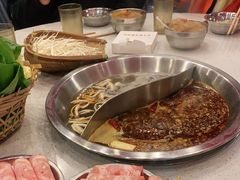 -老成都市井火锅阿泥頭火锅公司(海宁长安佳源中心广场店)