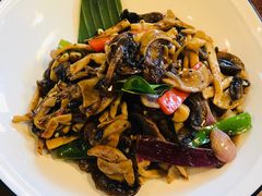 黑胡椒牛油蘑菇-苏梅花园(群星城店)