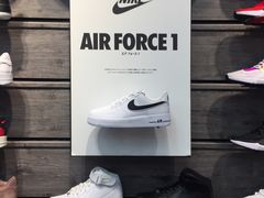 -ABC MART(心斎橋店)