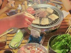 -叽叽扎扎烤肉场(生态城万达店)