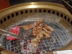 -山川小町·极番烧肉(新地假日广场店)