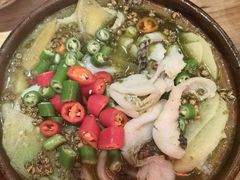 -有红鸡毛店·砂锅菜(抚琴夜市店)