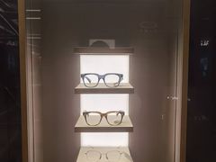 -LensCrafters亮视点·OAKLEY精选(静安嘉里中心店)