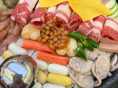 -豚妈妈汤饭·部队锅(南京东路店)