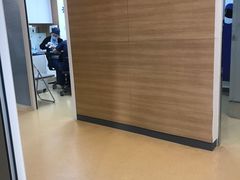 -瑞尔齿科(上海长风大悦城店)