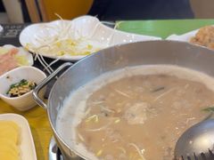-四季喧黔味豆米火锅(万达广场店)