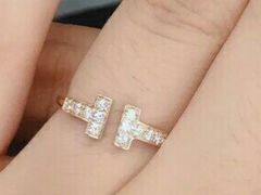 -Tiffany & Co.蒂芙尼
(南京德基广场店)