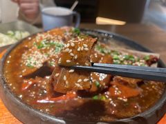 -蜜桃餐厅·伴山(湖滨商业街店)