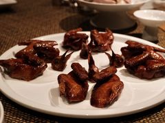 脆皮乳鸽-新荣记(西溪湿地店)