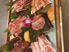 -明洞阿姨·韩式酱蟹烤肉·创意料理(三元桥店)