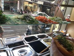 -Bánh Mì Huynh Hoa