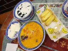 -赵记传承特色牛奶甜品(泉城广场店)