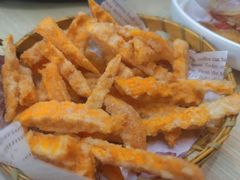 -精悦蓉(松江万达广场店)