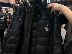 -MONCLER(武汉国际广场店)