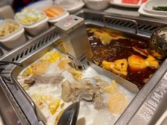 -海底捞火锅(新松江路店)