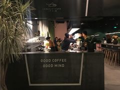 门面-半山腰·云南菜(侨福芳草地店)
