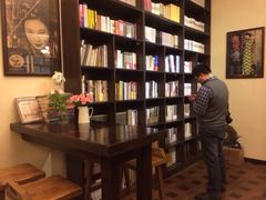 iphone_upload_pic-良友书坊(安徽路店)