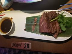 招牌酱牛肉-胖哥俩肉蟹煲(来福士店)