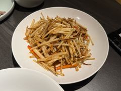 干煸湖藕丝-湖里春风·淮扬菜(丽泽天街店)